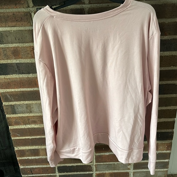 Women’s Plus Size Under Armour Loose Crew Lightweight Sweatshirt, 2X, Blush Pink - Picture 7 of 7